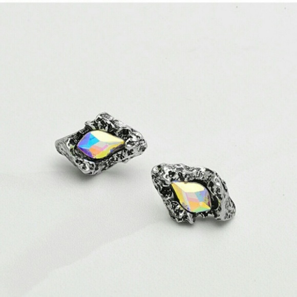 Crystal Stud Earrings Silver - Picture 15 of 16